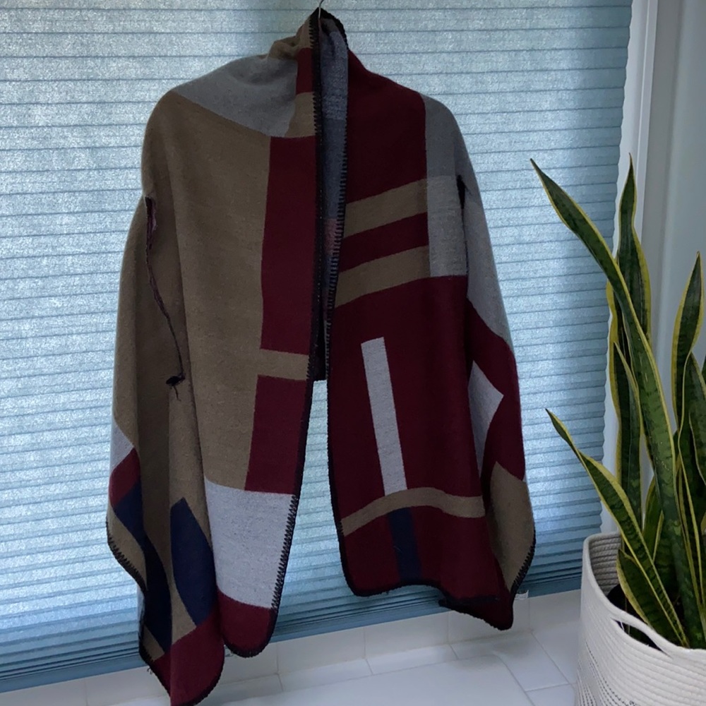 Geometric shawl